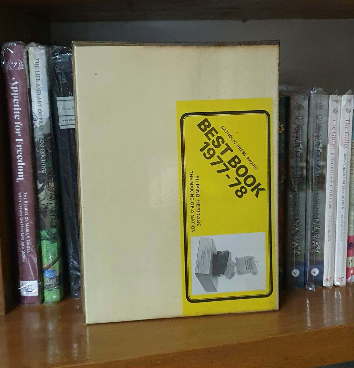 Filipino Heritage 10-Vol Set ( First Edition) - Near Fine